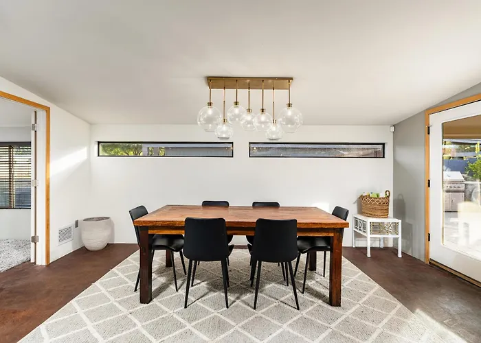 Stylish Oasis In Arcadia: Private Pool Prime Location Holiday home Phoenix